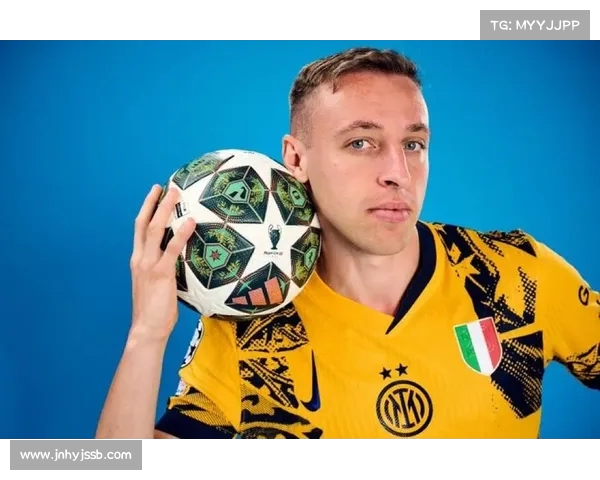 斯基拉:弗拉泰西未在市场上 国米未与其他俱乐部谈转会 斯基拉:弗拉泰西未在市场上 国米未与其他俱乐部谈转会