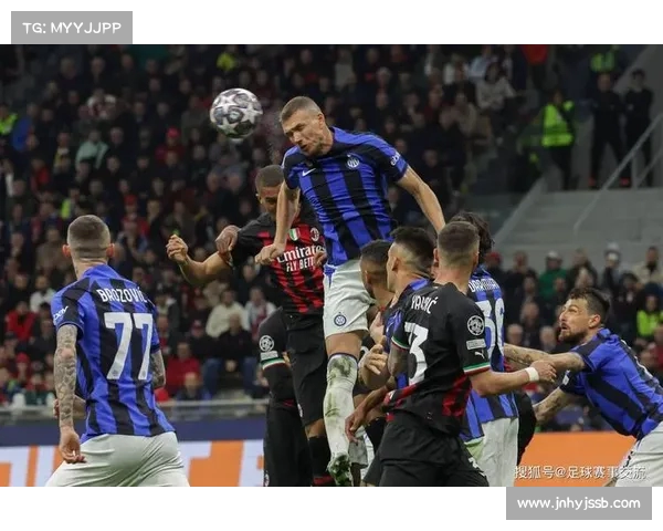 法甲赛场惊现乌龙球，误打误撞成比赛转折点引热议