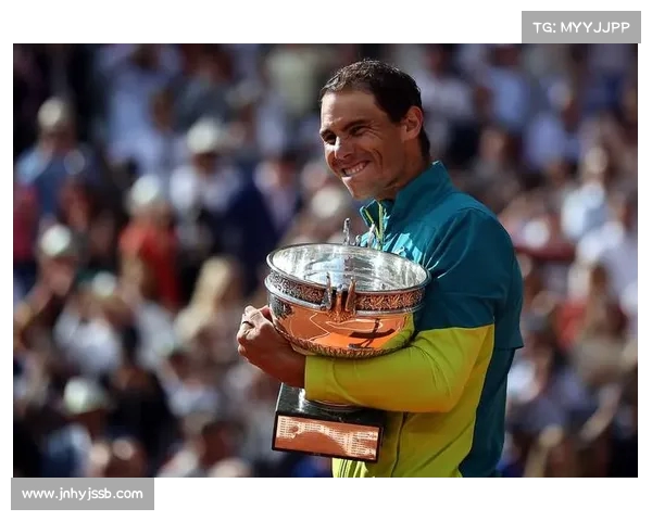 网球赛场巅峰对决:费德勒纳达尔再度激战 谁将书写历史新篇章 网球赛场巅峰对决:费德勒纳达尔再度激战 谁将书写历史新篇章